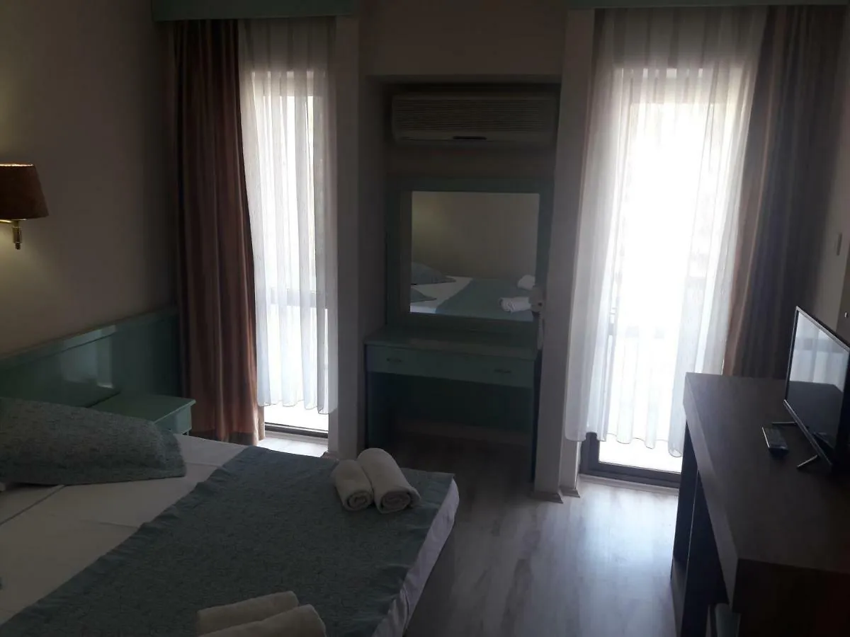 Minay Hotel Plus Kusadasi